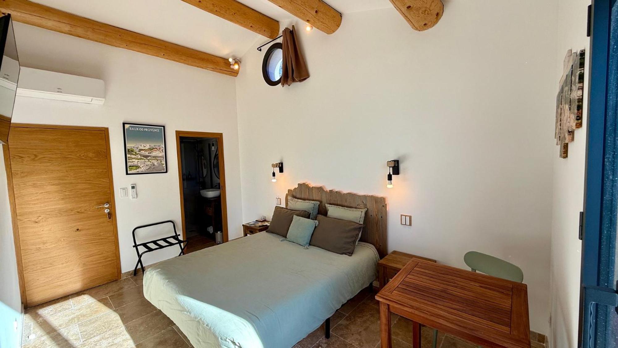 Mas Campau Bed & Breakfast Fontvieille Oda fotoğraf