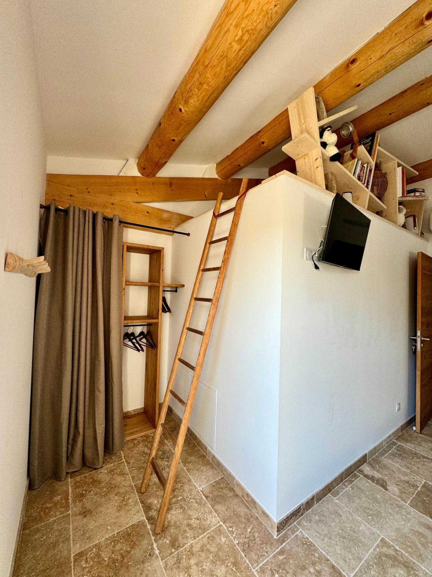 Mas Campau Bed & Breakfast Fontvieille Dış mekan fotoğraf